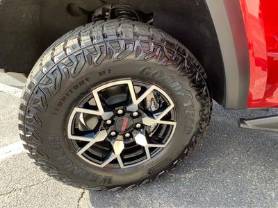 2024 GMC Canyon AT4X