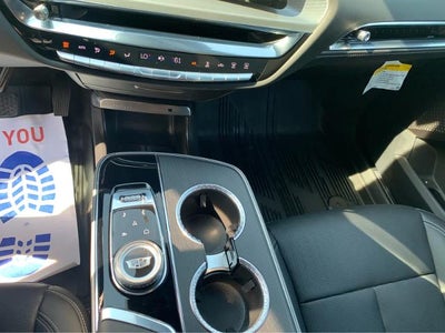 2024 Cadillac LYRIQ Luxury 1