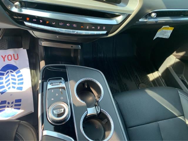 2024 Cadillac LYRIQ Luxury 1