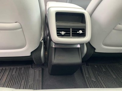2024 Cadillac LYRIQ Luxury 1