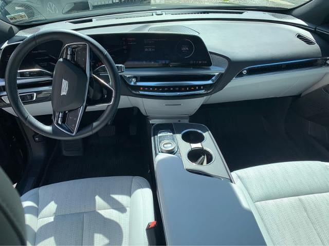 2024 Cadillac LYRIQ Luxury 1