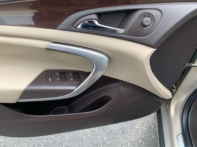 2011 Buick Regal CXL RL1