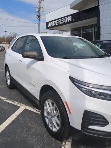 2022 Chevrolet Equinox LS