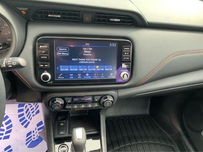 2024 Nissan Kicks SR Xtronic CVT