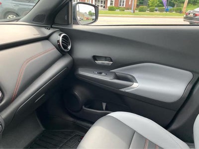 2024 Nissan Kicks SR Xtronic CVT