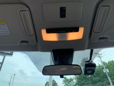 2024 Nissan Kicks SR Xtronic CVT