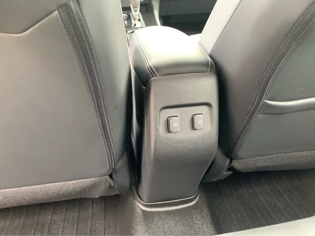 2024 Nissan Kicks SR Xtronic CVT