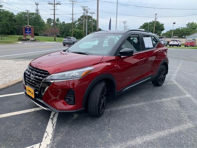 2024 Nissan Kicks SR Xtronic CVT