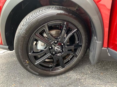2024 Nissan Kicks SR Xtronic CVT