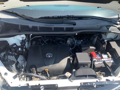 2019 Toyota Sienna SE