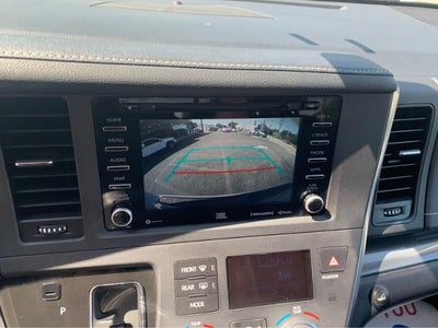 2019 Toyota Sienna SE
