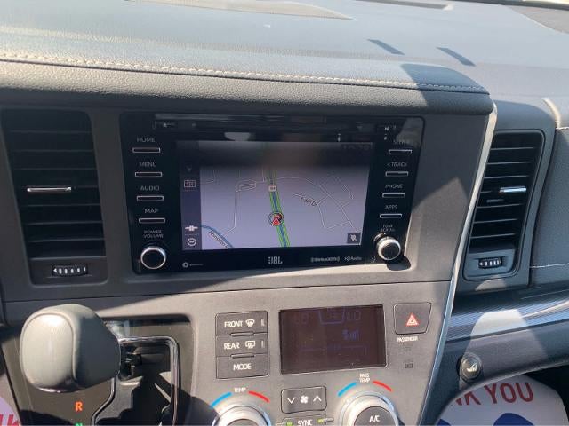 2019 Toyota Sienna SE