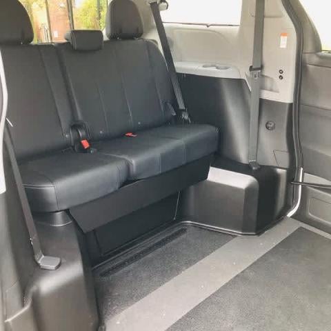 2019 Toyota Sienna SE