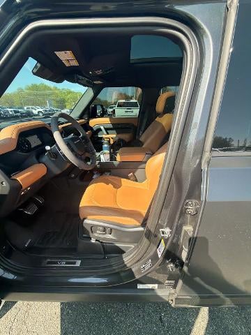 2024 Land Rover Defender Carpathian Edition
