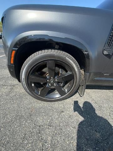 2024 Land Rover Defender Carpathian Edition