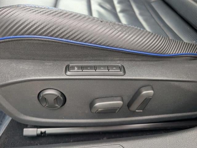 2024 Volkswagen Golf R Base