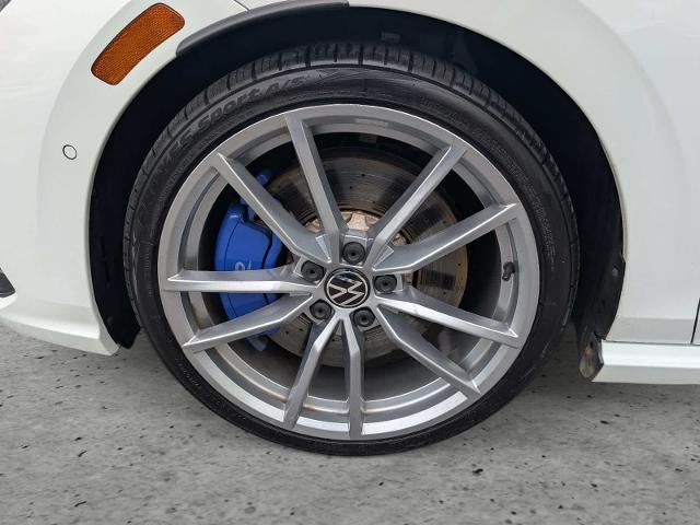 2024 Volkswagen Golf R Base