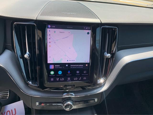 2022 Volvo XC60 Recharge Plug-In Hybrid T8 R-Design